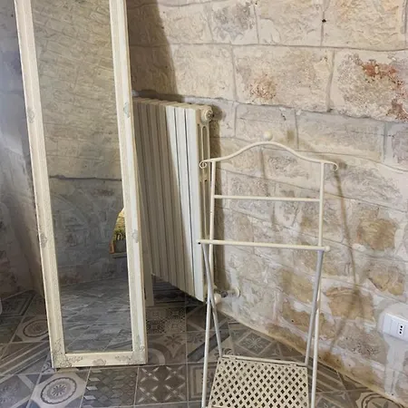 Trulli Tesoro Cisternino